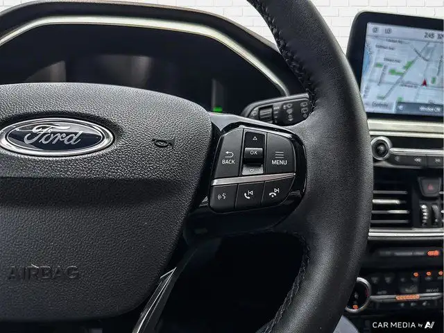 2022 Ford Escape Titanium Hybrid | Heated Seats | Remote Start in Cars & Trucks in Windsor Region - Image 21