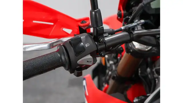 2025 Honda CRF300LA in Street, Cruisers & Choppers in Kelowna - Image 16