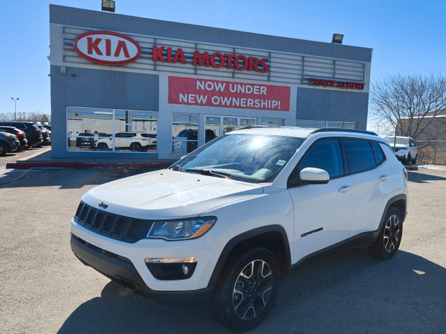 2020 Jeep Compass Upland Edition Low KMS in Cars & Trucks in Prince Albert