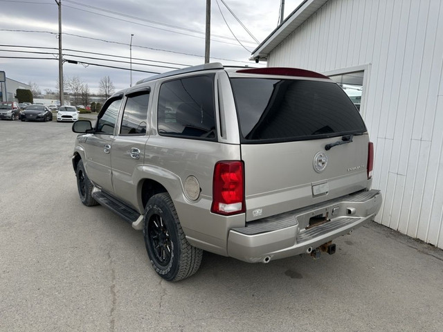 2004 Cadillac Escalade in Cars & Trucks in Drummondville - Image 4