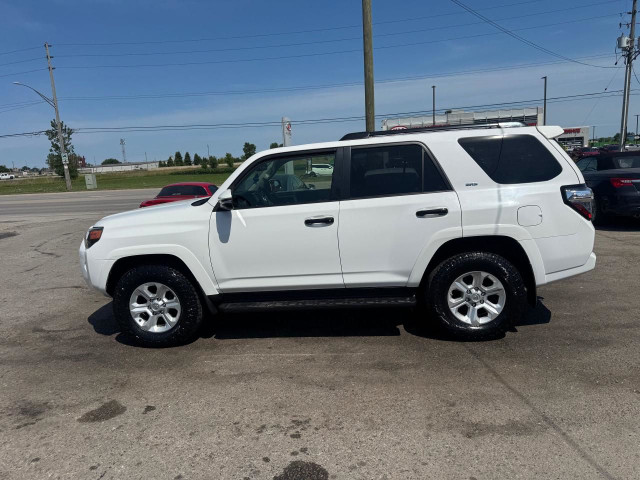 2015 Toyota 4Runner SR5, V6, AUTO, ONLY 155KMS, GREAT SHAPE, CER in Cars & Trucks in London - Image 2