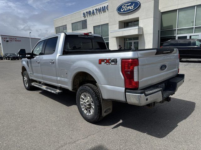 2017 Ford Super Duty F-350 SRW LARIAT DIESEL in Cars & Trucks in Calgary - Image 2