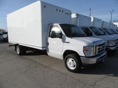  2021 Ford Super Duty E-450 DRW GAS WITH 16 FT HIGH BOX CUBE & A