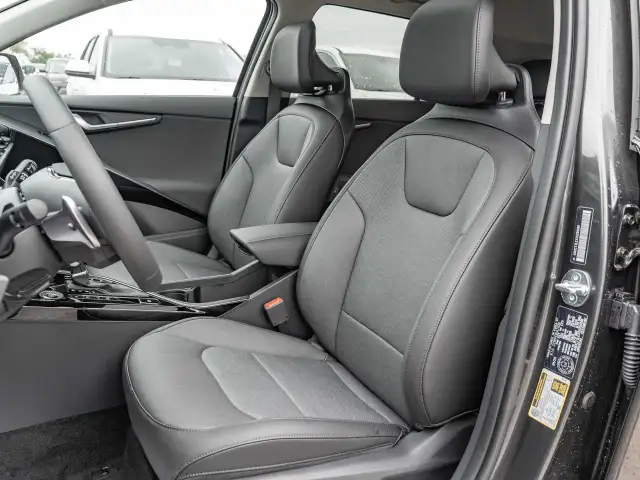 2025 Kia Niro dans Autos et camions dans Ottawa - Image 32