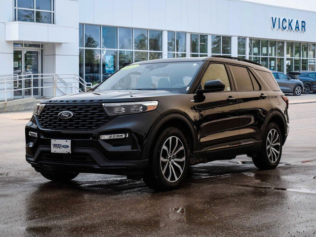  2022 Ford Explorer ST-Line Twin Panel Moonroof Tow Package in Cars & Trucks in Winnipeg