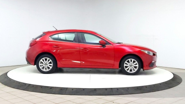 2015 Mazda Mazda3 in Cars & Trucks in Lethbridge - Image 2