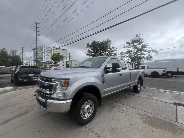 2022 Ford F-250 XLT Extended Cab Long Bed 4WD in Cars & Trucks in City of Toronto - Image 3