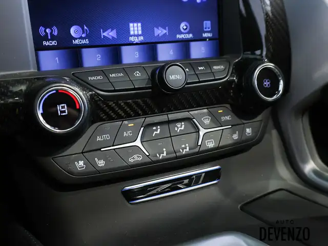 2019 Chevrolet Corvette ZR1 Coupe w-3ZR Custom EF1 Tuning Level  in Cars & Trucks in Laval / North Shore - Image 36