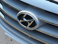 2010 Hyundai Elantra GL GL Manual | One Owner | Clean Carfax Nordic White 2.0L DOHC 16V CVVT FWD 5-S... (image 9)