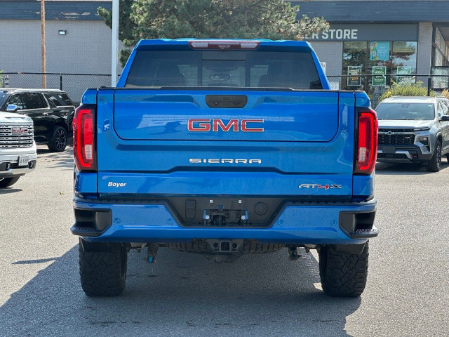 2022 GMC Sierra 1500 in Cars & Trucks in City of Toronto - Image 4