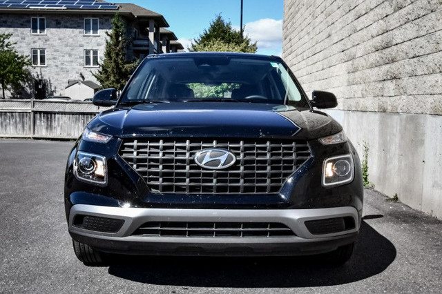 2025 Hyundai Venue Essential IVT • HEATED SEATS • LANE KEEP ASSI in Cars & Trucks in Kingston - Image 4