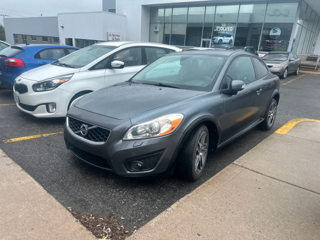2011 Volvo C30 T5 *6SPD/TURBO/ALLOYS/PRICED TO SELL!!!* in Cars & Trucks in City of Toronto