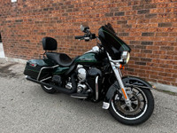  2015 Harley-Davidson Ultra Limited **CANADIAN BIKE** **LOOKS LI