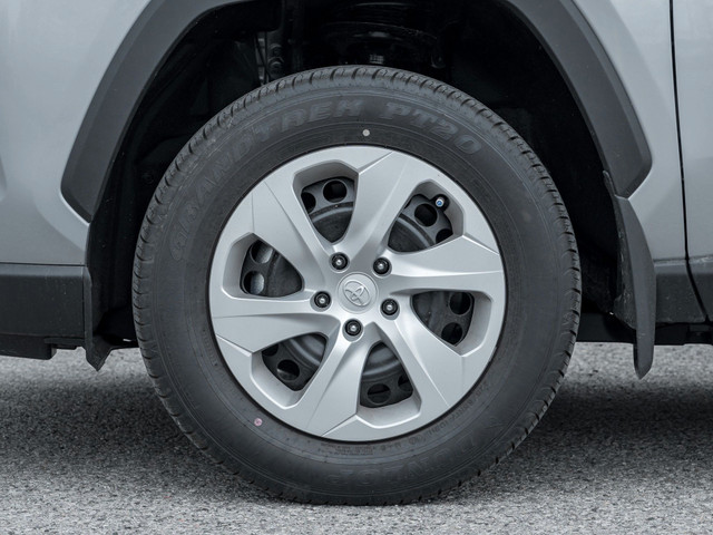 2025 Toyota RAV4 LE in Cars & Trucks in Markham / York Region - Image 4