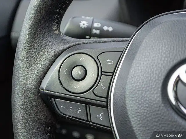 2022 Toyota RAV4 XLE AWD Sunroof Nav Capable Heated Leather in Cars & Trucks in St. Albert - Image 19