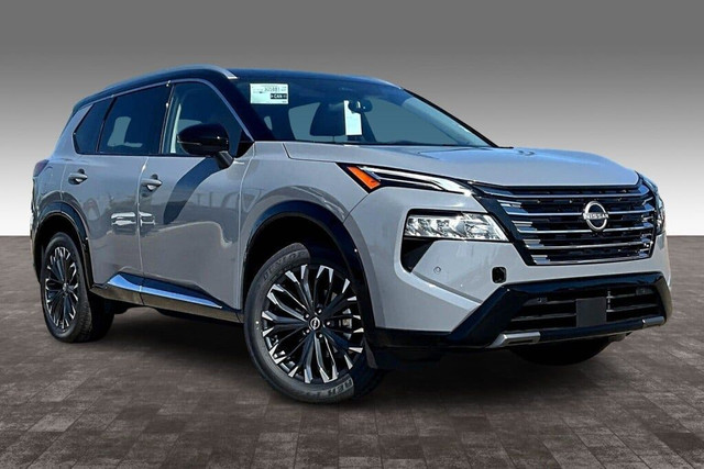 2025 Nissan Rogue PLATINUM AWD in Cars & Trucks in Edmonton - Image 2