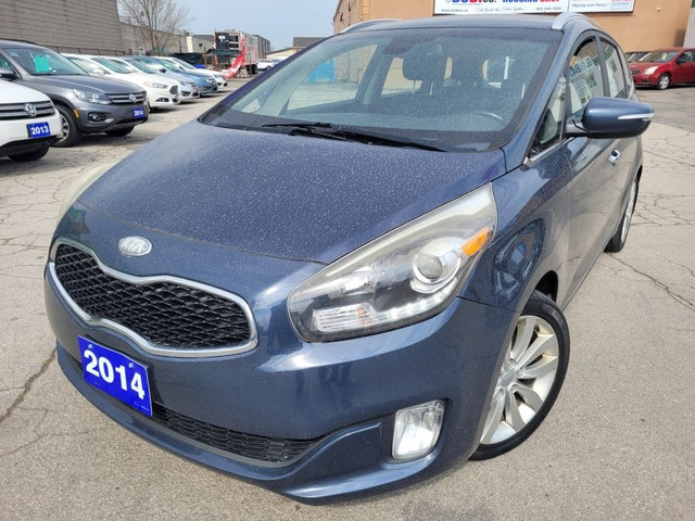 2014 KIA RONDO in Cars & Trucks in Hamilton