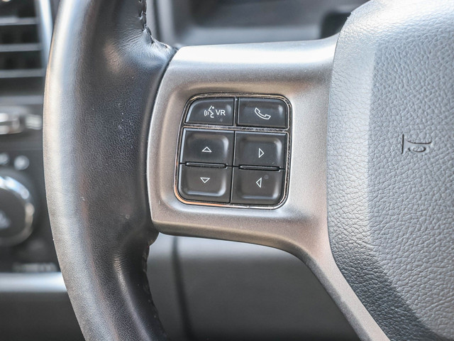 2022 RAM 1500 Classic SLT WARLOCK | HEMI V8 | Navigation Pack... in Cars & Trucks in London - Image 4