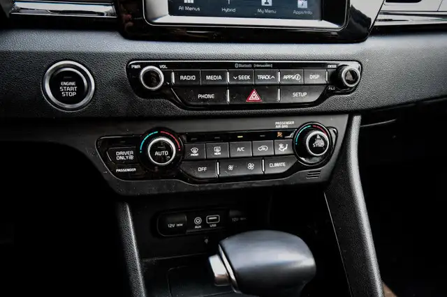 2019 Kia Niro EX Premium • HEATED SEATS • WIRELESS CHARGING in Cars & Trucks in Kingston - Image 26
