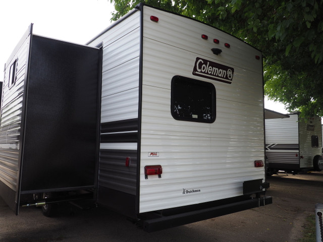 COLEMAN 334BH - SELLING BELOW COST  in Travel Trailers & Campers in Kitchener / Waterloo - Image 3