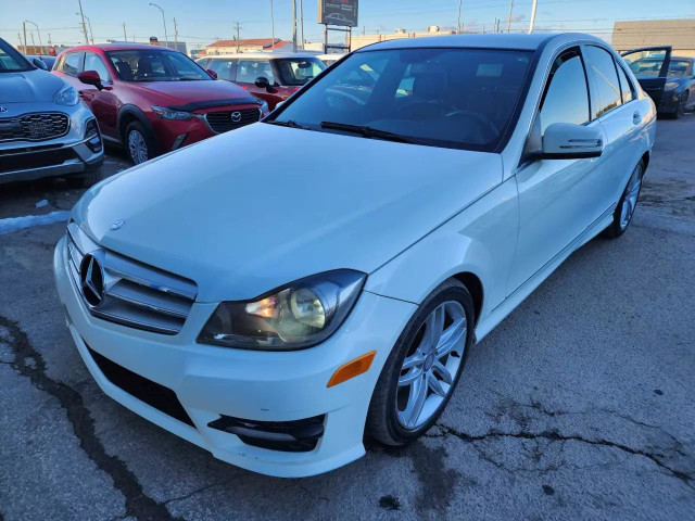 2012 MERCEDES-BENZ C-Class C250 Luxury 4MATIC in Cars & Trucks in Laval / North Shore - Image 4