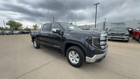 This GMC Sierra 1500 is equipped with: Front 40/20/40 Split-Bench Seat, Remote Vehicle Starter Syste... (image 4)