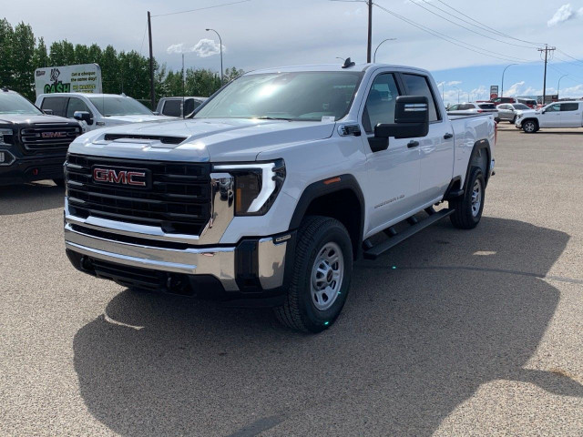 2025 GMC Sierra 2500HD in Cars & Trucks in Medicine Hat - Image 3