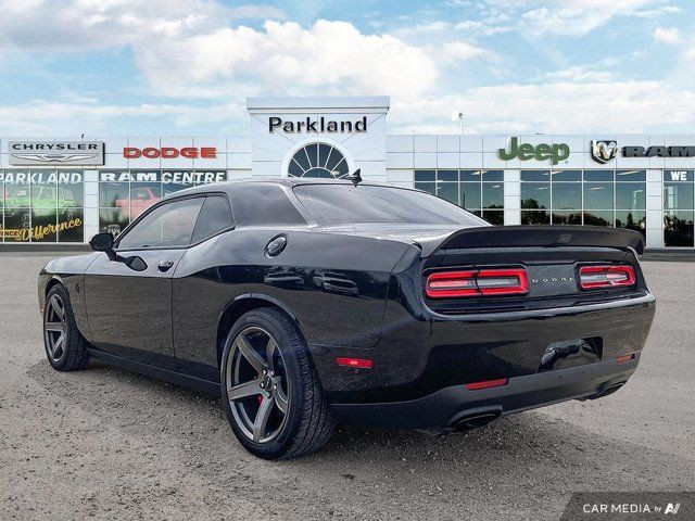 2023 Dodge Challenger SRT Hellcat Jailbreak Auto 6.2L in Cars & Trucks in St. Albert - Image 3
