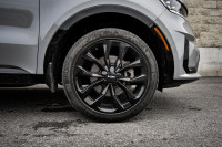 Power Liftgate, Synthetic Leather, Heated Steering Wheel, Android Auto, Apple CarPlay! 6 LOCATIONS K... (image 6)