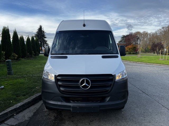 2022 Mercedes-Benz Sprinter 2500 170"wb High Roof in Cars & Trucks in Delta/Surrey/Langley - Image 3