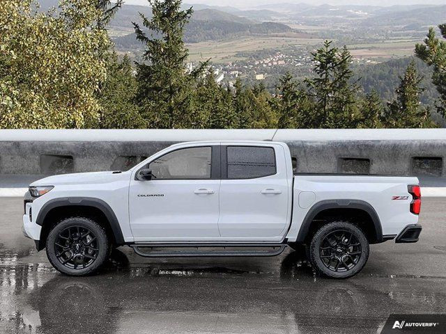  2024 Chevrolet Colorado 4WD Z71 in Cars & Trucks in Cowichan Valley / Duncan - Image 2