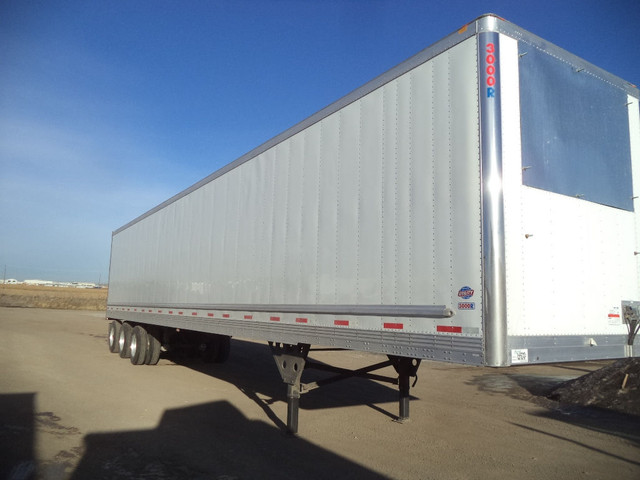 New Utility Tridem Reefer Trailer in Heavy Trucks in Edmonton - Image 4