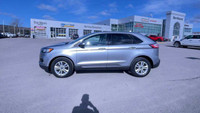 All Wheel Drive. Leather Interior. Touchscreen. Bluetooth. Remote Start. Sunroof. Rear View Backup C... (image 5)