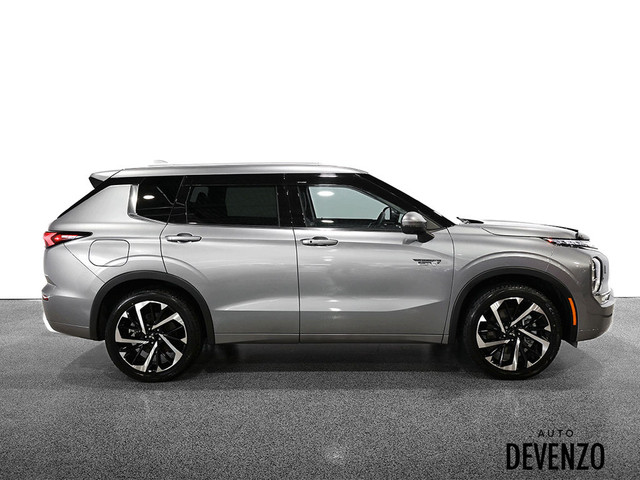  2024 Mitsubishi Outlander PHEV PHEV GT S-AWC hybrid plug-in in Cars & Trucks in Laval / North Shore - Image 2