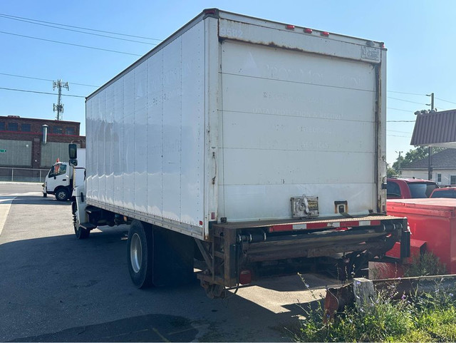 2009 20FT INSULATED COMMERCIAL BOX | CARRIER SUPRA 650 REEFER |  in Heavy Equipment in Cambridge - Image 3