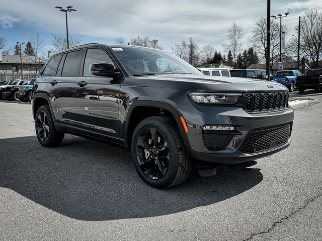 2024 Jeep Grand Cherokee LIMITED in Cars & Trucks in Hamilton - Image 3