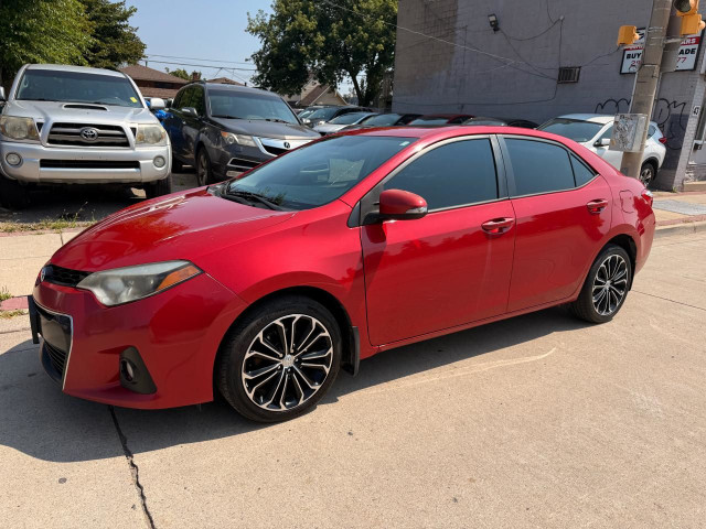 2014 Toyota Corolla 4dr Sdn Man S in Cars & Trucks in Hamilton - Image 4
