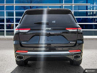 TRANSMISSION: 8-SPEED TORQUEFLITE AUTO PHEV (STD),REAR SEAT VIDEO GROUP 1 -inc: USB Video Port Seatb... (image 4)
