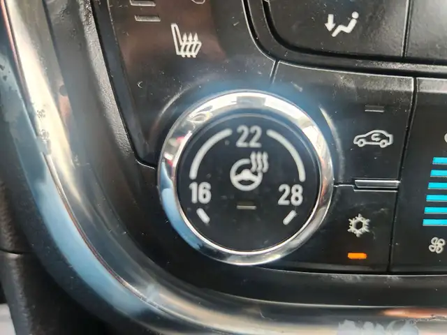 2016 Buick Encore AWD 4dr Premium in Cars & Trucks in City of Toronto - Image 25