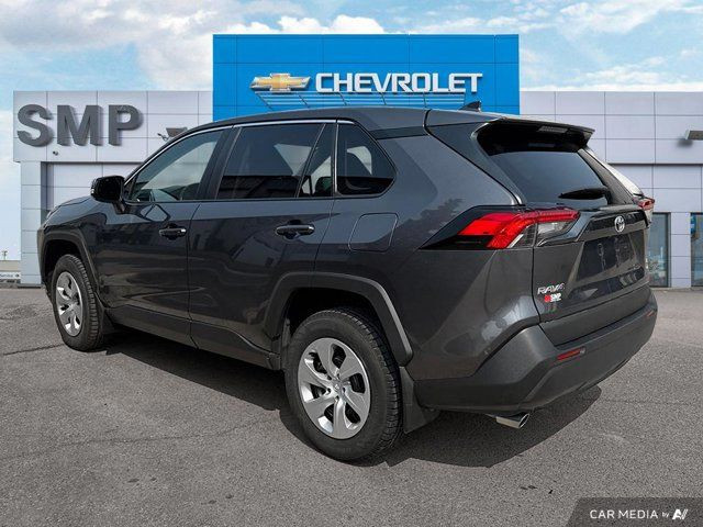 2022 Toyota RAV4 LE | AWD | Heated Seats | Back Up Cam in Cars & Trucks in Saskatoon - Image 4
