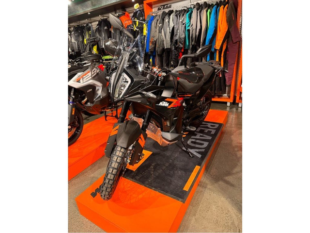  2024 KTM 790 Adventure Taux 0.99% 36 Mois, 3.99% 60 Mois in Street, Cruisers & Choppers in Sherbrooke - Image 2