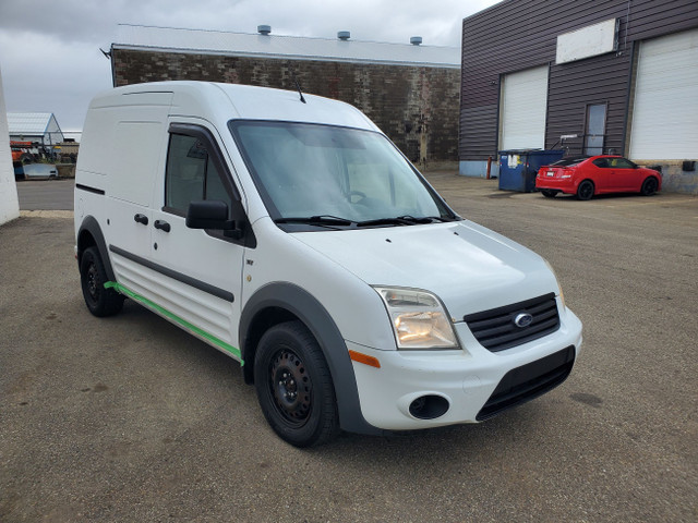 2010 Ford Transit Connect XLT in Cars & Trucks in Edmonton