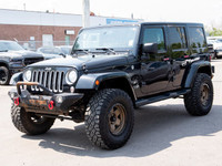 4x4, 3.6L V6, 35 Inch Tires, Steel Bumper, Heated Seats, Navigation, Fox Suspension, and so much mor... (image 9)