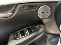Drive our 2022 INFINITI QX50 SENSORY AWD and dare to defy the status quo in White! Powered by a Turb... (image 9)