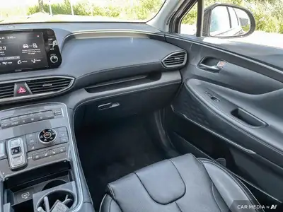 2022 Hyundai Santa Fe Plug-In Hybrid Luxury | Leather, View more