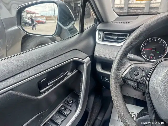 2022 Toyota RAV4 LE | AWD | Heated Seats | Back Up Cam in Cars & Trucks in Saskatoon - Image 21