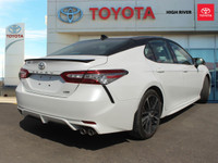 ADVANCED SAFETY FEATURES »» Backup camera enhances parking visibility »» Advanced airbag system for... (image 6)
