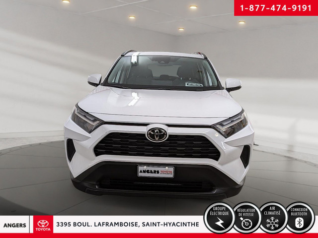 2022 Toyota RAV4 in Cars & Trucks in Saint-Hyacinthe - Image 2