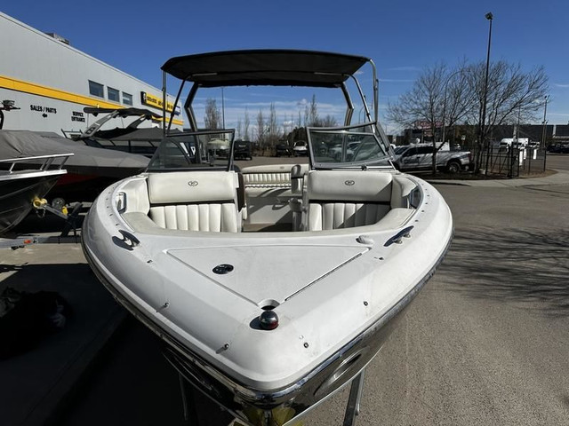 2012 Cobalt Boats A25 in Powerboats & Motorboats in Kelowna - Image 3