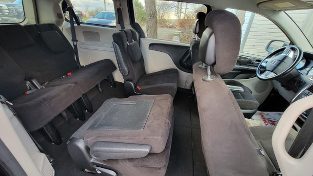 2013 Dodge Grand Caravan in Cars & Trucks in Kitchener / Waterloo - Image 4